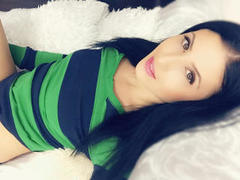 KristinaNova - female with brown hair webcam at LiveJasmin