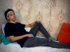 KristofMills - male webcam at xLoveCam