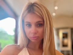 KrisxKiss - blond female with  small tits webcam at xLoveCam