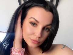 Kyra-Banx-hot - female with brown hair and  big tits webcam at xLoveCam