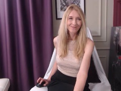 LadyLea - blond female with  big tits webcam at xLoveCam