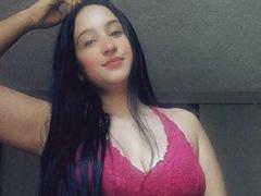 LadyMendoza - female with black hair and  big tits webcam at xLoveCam