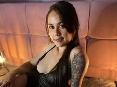 Lahya_Swett - female webcam at ImLive