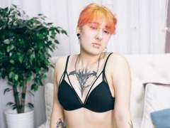 LanaLinda - female webcam at xLoveCam