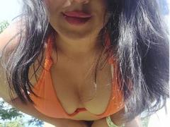 LauraRichis - female with black hair and  small tits webcam at xLoveCam