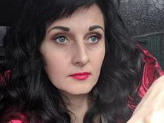 LaviniaNel - female with black hair and  small tits webcam at xLoveCam