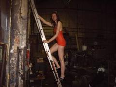 ladylegs1-hot - female with brown hair webcam at xLoveCam