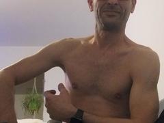 Ledjee - male webcam at xLoveCam