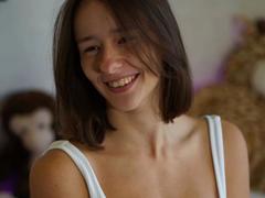 LenaBlush-hot - female with brown hair webcam at xLoveCam