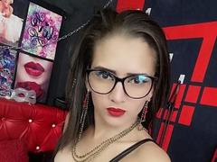 DebhoraSmith - female with brown hair webcam at LiveJasmin