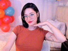 LeviGold - female with brown hair and  small tits webcam at xLoveCam