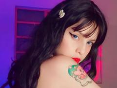 LexyLovee - blond female webcam at xLoveCam