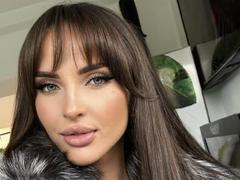 LexyVegas - female with brown hair webcam at LiveJasmin