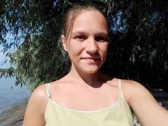 LexyVrign - blond female webcam at xLoveCam