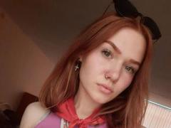 LiaSteffi - female with brown hair webcam at xLoveCam