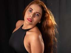 LiaWatson69 - female with brown hair webcam at xLoveCam