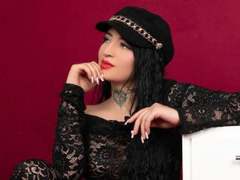 LiaanBonett - female with black hair and  small tits webcam at xLoveCam