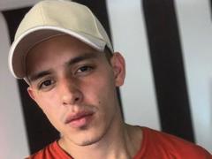 LiamEnzo - male webcam at LiveJasmin