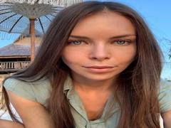 LianaLee - female webcam at xLoveCam