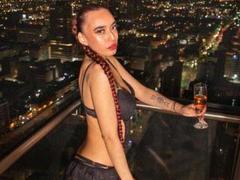 LiannaLee - female with red hair webcam at xLoveCam