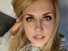 LiesaBDSM-hot - blond female webcam at xLoveCam