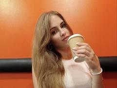 LilSayat from xLoveCam