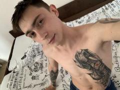 LimeVince - male webcam at xLoveCam