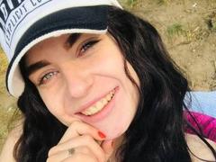 LinaMils - female with black hair and  small tits webcam at xLoveCam