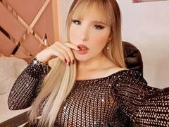 LindaDiamond - blond female with  small tits webcam at LiveJasmin