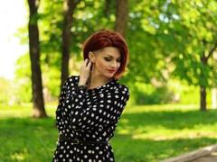 LisaTreds - female with red hair webcam at xLoveCam