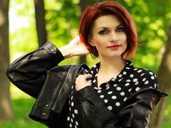 LisaTreds - female with red hair webcam at xLoveCam