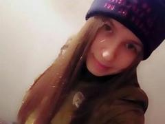 LisiyBeauty - female with brown hair and  small tits webcam at xLoveCam