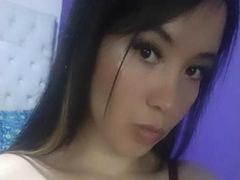 LizBellaa - female webcam at xLoveCam