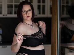 LizzHardy-hot - female with red hair and  big tits webcam at xLoveCam