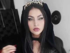 LombanaX - female with black hair webcam at xLoveCam