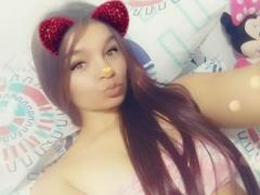 ZharickHotAss - female with brown hair and  big tits webcam at xLoveCam