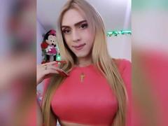 LorenaFoxy from xLoveCam