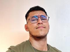 LorenzoReyes - male webcam at xLoveCam