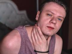 LouisCage - male webcam at LiveJasmin