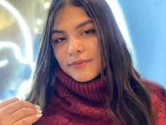 LuciaRobertz - female with brown hair and  small tits webcam at xLoveCam