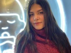 LuciaRobertz - female with brown hair and  small tits webcam at xLoveCam