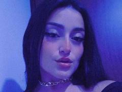 Lucy69Wiliams - female with black hair webcam at xLoveCam