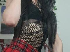 LunaGransTs - shemale with black hair webcam at xLoveCam