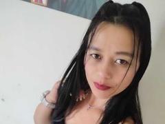 LunaYun - female webcam at xLoveCam