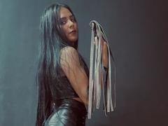 MaddieSchepp - female with black hair and  small tits webcam at LiveJasmin