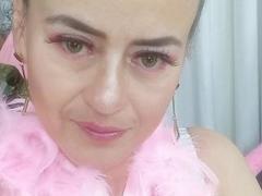 Maghenta - blond female with  small tits webcam at xLoveCam