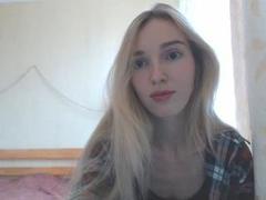 MagicalIceone - blond female webcam at xLoveCam