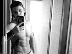 MaksWolfis - male webcam at xLoveCam