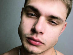 MaksWolfis - male webcam at xLoveCam