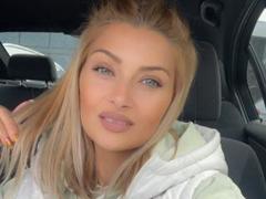 AnneMaryI - blond female webcam at LiveJasmin